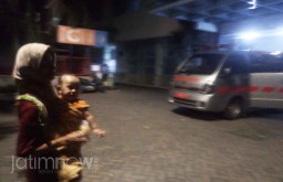 Begini Kondisi Bayi yang Dilempar dari Lantai 2 Rumah Kos Terbakar