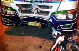 Kecelakaan Maut Motor Vs Bus di Ngawi, Dua Biker Tewas