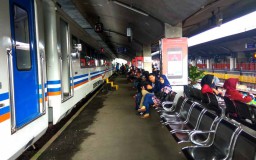Libur Natal dan Tahun Baru, Stasiun Malang Kota Siapkan 2 KA Tambahan