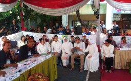 Suara Gus Ipul-Puti Tertinggal Jauh di TPS Khofifah