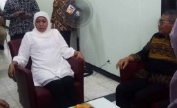 Sayangkan Konflik #2019GantiPresiden, Khofifah: Jaga Proses Demokrasi