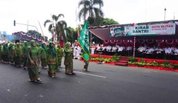 Peringati Hari Santri, Pemkot Blitar Gelar Karnaval Kirab Nusantara