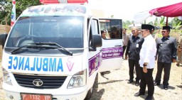 Sapi atau Kucing Anda Sakit? Banyuwangi Punya Mobil Ambulans Hewan
