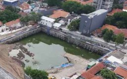 Kontraktor Siap Menutup Proyek Basement di Jalan Raya Gubeng