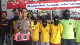 Polisi Tangkap Tujuh Komplotan Copet Spesialis Konser di Surabaya