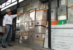KPU Tulungagung Bakal Lelang 3.680 Kotak Suara Berbahan Aluminium