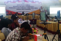 Kuota Bacaleg di Surabaya Masih Belum Terisi 100%