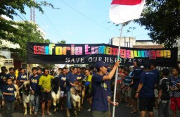 Menengok Tradisi Arak-arakan Hewan Kurban di Malang