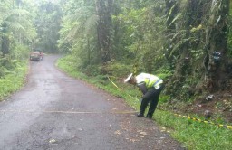 Motor Seruduk Pohon, Dua Pelajar Tewas