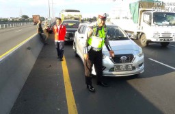 Tabrakan Beruntun Empat Kendaraan di Gerbang Tol Dupak