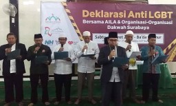 Video: Deklarasi Menentang LGBT di Surabaya
