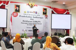 Harta Cagub-Cawagub Jatim, Khofifah 'Terkaya' Puti 'Termiskin'