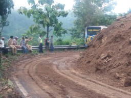 Urai Kemacetan, Polres Ponorogo Buka-Tutup Jalur Ponorogo-Pacitan