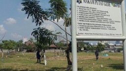 Warga Masih Menolak 7 Lubang Makam di TPU Putat Gede untuk Teroris
