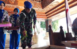 Ziarah ke Blitar, Danpuspomal Minta Prajurit TNI Teladani Bung Karno