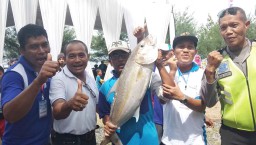 Rekor Ikan 7 Kilo Pada Fishing Festival Banyuwangi