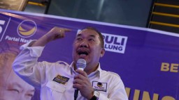 Mantan Kajati Jatim dan Emak-emak Cangkruk Bareng, Apa yang Dibahas?