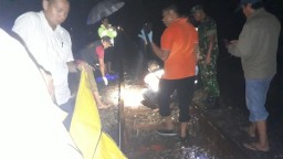 Wanita Tanpa Identitas Tewas Tertabrak Kereta Api di Madiun