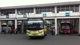 Arus Balik, Terminal Purabaya Mulai Dipadati Pemudik