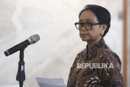 Kunjungan WNA ke Indonesia Dihentikan Sementara