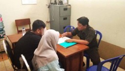 Sepasang Pelajar di Magetan Kepergok Mesum di Stadion