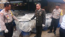 Polisi Temukan Lagi Pabrik Miras di Mojokerto