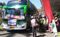 Wali Kota Mojokerto Berangkatkan 133 Jemaah Calon Haji