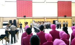 Wakapolda Jatim, Kabid Propam dan Kapolres Masuk Gerbong Mutasi