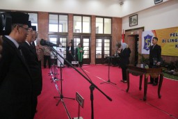 81 Pejabat Pemkot Surabaya Dirotasi, 9 Diantaranya Kepala Dinas 