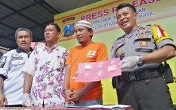 Simpan Sabu dan Inek dalam Helm, Pria di Surabaya ini Dicokok Polisi
