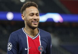 Demi Kembali ke Barcelona, Neymar Siap Terima Pemotongan Gaji