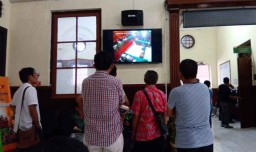 Sidang Ahmad Dhani Diwarnai Adu Mulut Para Pendukung