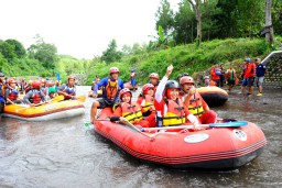 Bingung Akhir Pekan? ke Banyuwangi Aja Jajal Olahraga Air
