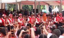 Peringati Hari Anak Nasional, Pakde Karwo Sebut Anak Jawa Timur Genius