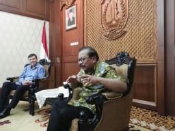 Didepan Konjen Australia, Pakde Karwo Paparkan Kondisi Pendidikan di J