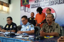 Tak Dilengkapi Dokumen, Pemain Bola Asal Pantai Gading Ditangkap