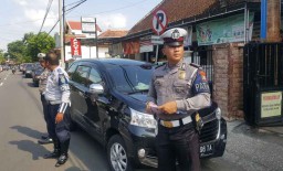 Mengganggu Lalu Lintas, Parkir Liar di Ponorogo Ditertibkan
