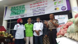 Dibuka Kapolrestabes Surabaya, Hari Pertama Pasar Murah Diserbu Warga