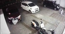 Waspada! Bandit Spesialis Pecah Kaca Kembali Beraksi di Surabaya