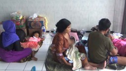 Cuaca Buruk, Ratusan Penumpang Terlantar di Pelabuhan Tanjungwangi