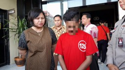 Cabuli Pelajar Pria, Petugas Kebersihan Beraksi di Toilet 