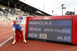Atlet Norwegia Pecahkan Rekor Dunia Lari Gawang 400 Meter di Olimpiade Tokyo