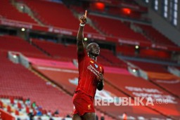 Gasak Aston Villa 2-0, Liverpool Jaga Rekor Menang Beruntun di Kandang