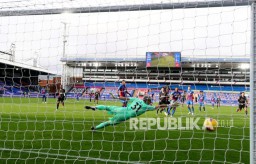 Gulung Crystal Palace 0-7, Liverpool Akhiri Puasa Kemenangan Tandang