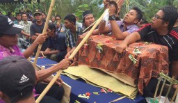 Istri & Bayi di Blitar yang Dibunuh Suami Dimakamkan Satu Liang Lahad
