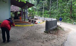 Polisi Periksa 4 Saksi Kasus Wanita Tewas Bersimbah Darah di Ponorogo
