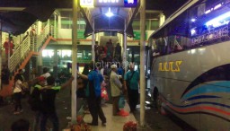 Mendekati Lebaran, Pemudik Mulai Banjiri Terminal Purabaya