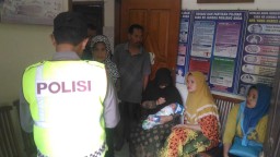 Dikira Kucing, Warga Temukan Bayi Terbungkus Kresek di Tempat Sampah