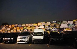 Pengusaha Top Asal Surabaya Tutup Usia, Karangan Bunga Mengalir