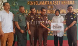 Tangis Bu Risma Ketika Jaksa Selamatkan Gelora Pancasila